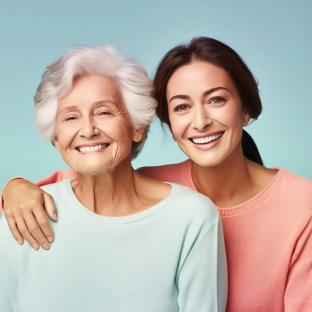 Mulher idosa sorrindo ao lado da filha